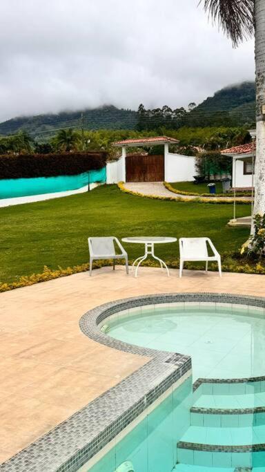 Finca Con Vistas Al Lago Calima Villa Dış mekan fotoğraf