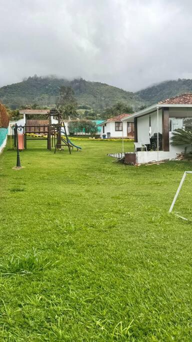 Finca Con Vistas Al Lago Calima Villa Dış mekan fotoğraf